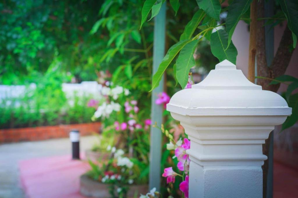 Pantip Boutique Hotel Lamphun Exterior foto